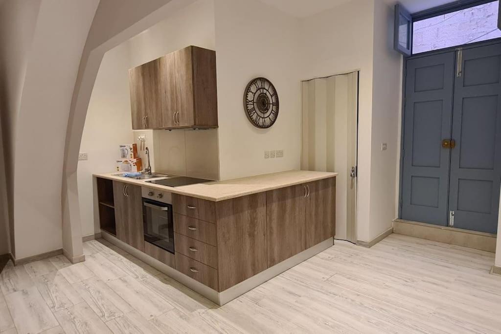 Highly Finished Studio Home In La Valletta Esterno foto