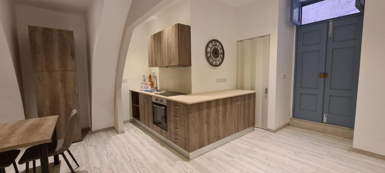Highly Finished Studio Home In La Valletta Esterno foto